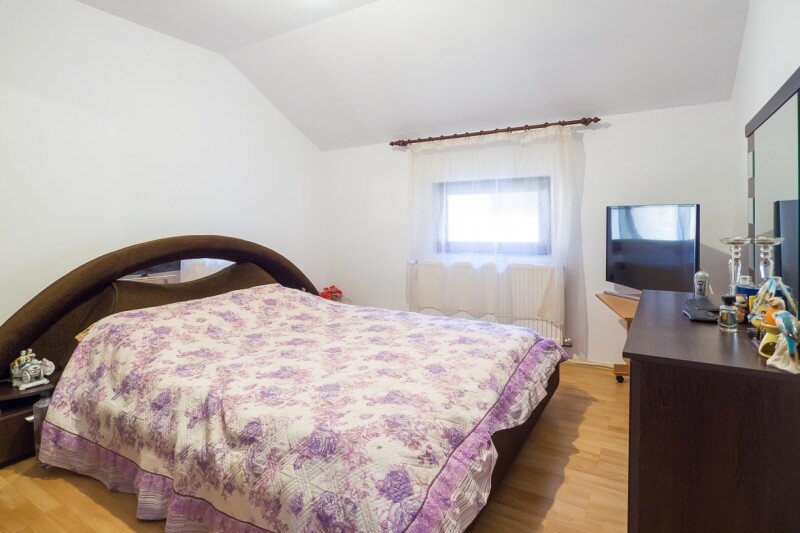 Vila individuala la cheie,  curte proprie, 5 camere in Pantelimon